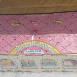 1980s my little pony carrying case for six ponies stable